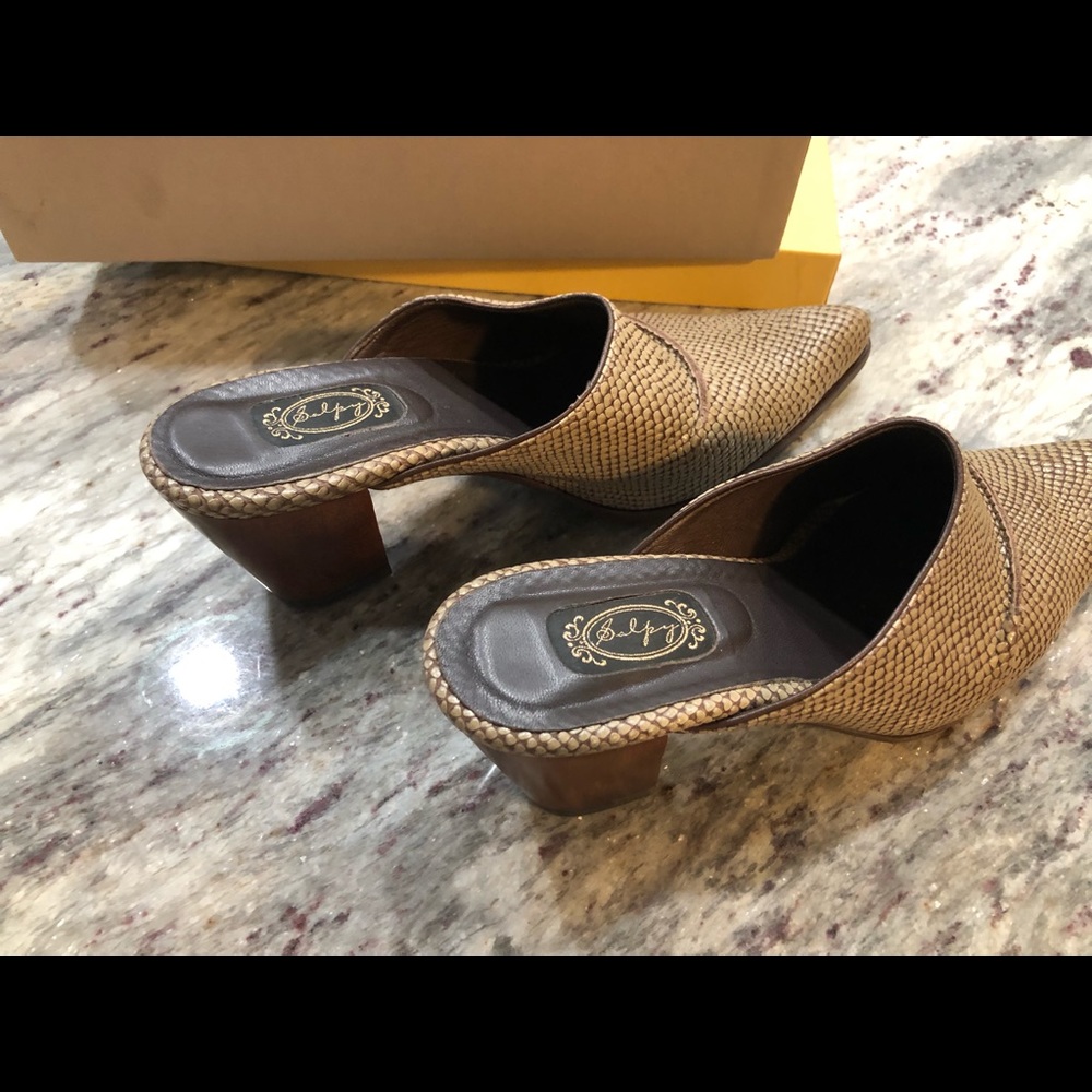 SALPY dress shoes. Size 9.5.  Color olive armour.